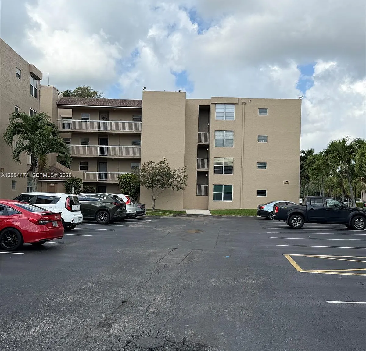 Tangerine Condominium Fou — Photo 2