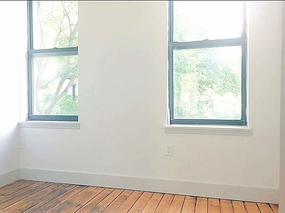 4th image of 130 Boerum St #2B