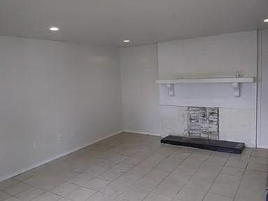 3rd image of 237 Saint George Ave #A