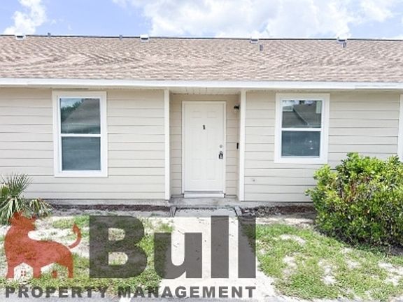 2nd image of 32 Sandalwood Ct