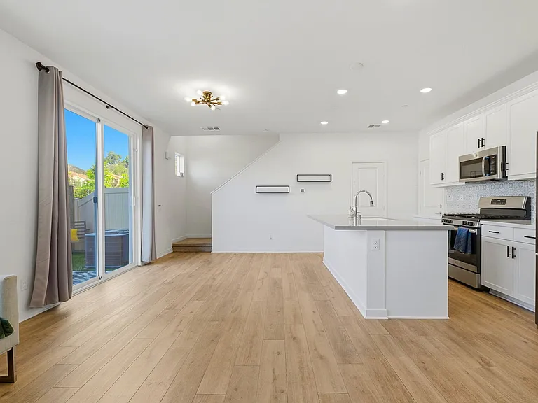 35861 Breckyn Ln — Photo 18