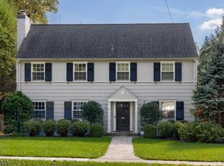 24 Pine Ter W, Short Hills, NJ 07078