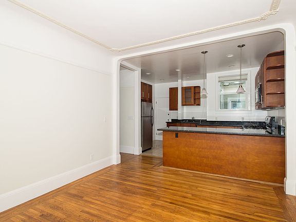 3rd image of 4540 California St APT 10