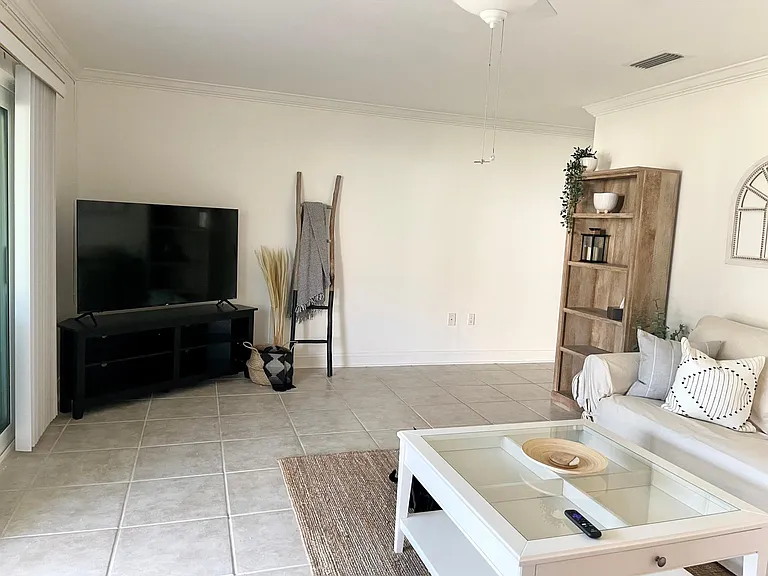 2315 Costa Verde Blvd #101 — Photo 5