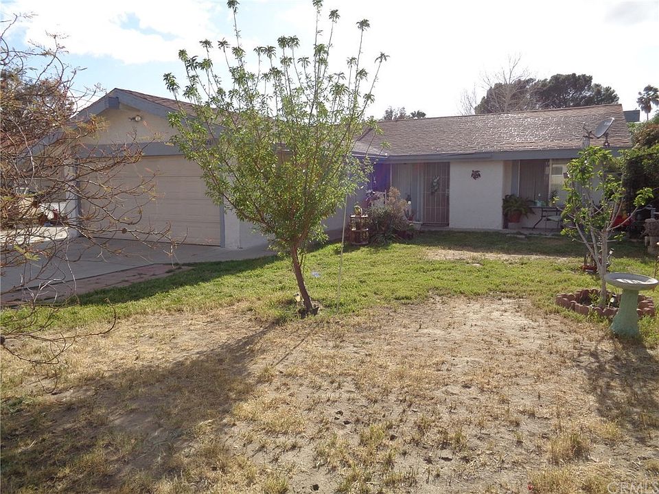 1st image of 26761 Yale St