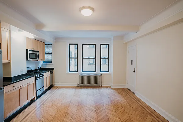 Rented by Corcoran | media 15