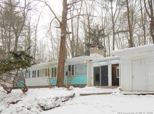 960 Benham St, Hamden, CT 06514
