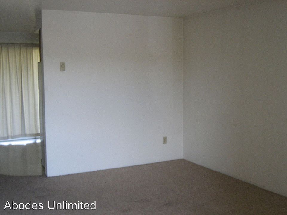 2nd image of 2712 NW Edenbower Blvd APT 2