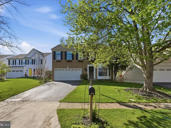 816 Bellview Ct NE, Leesburg, VA 20176