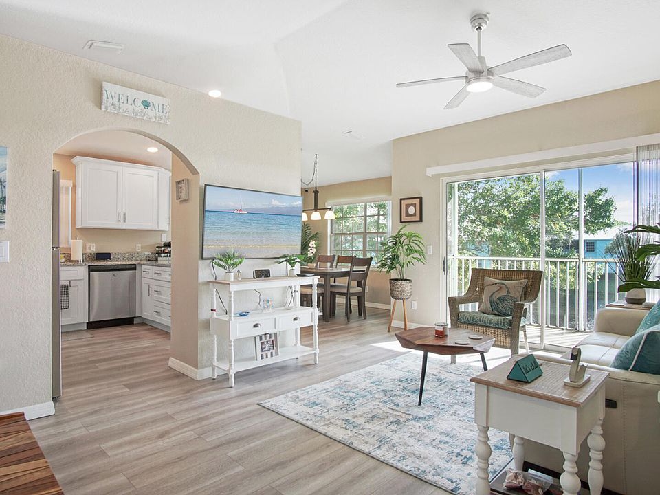 1st image of 1123 SW Swan Lake Circle #303