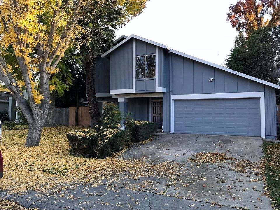 2nd image of 1540 Woodridge Oak Way