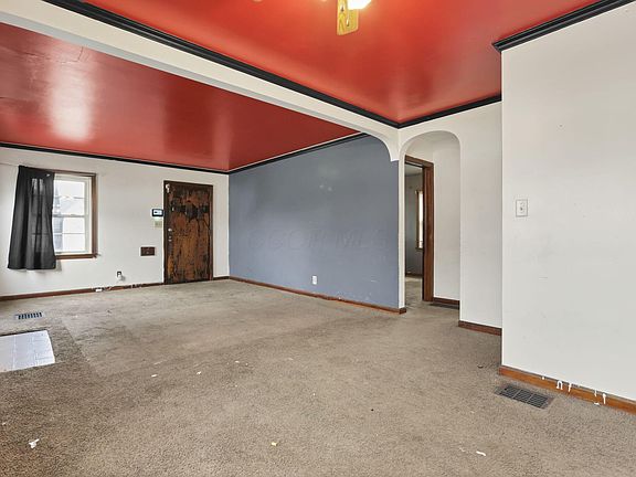 5th image of 1363 Duxberry Ave