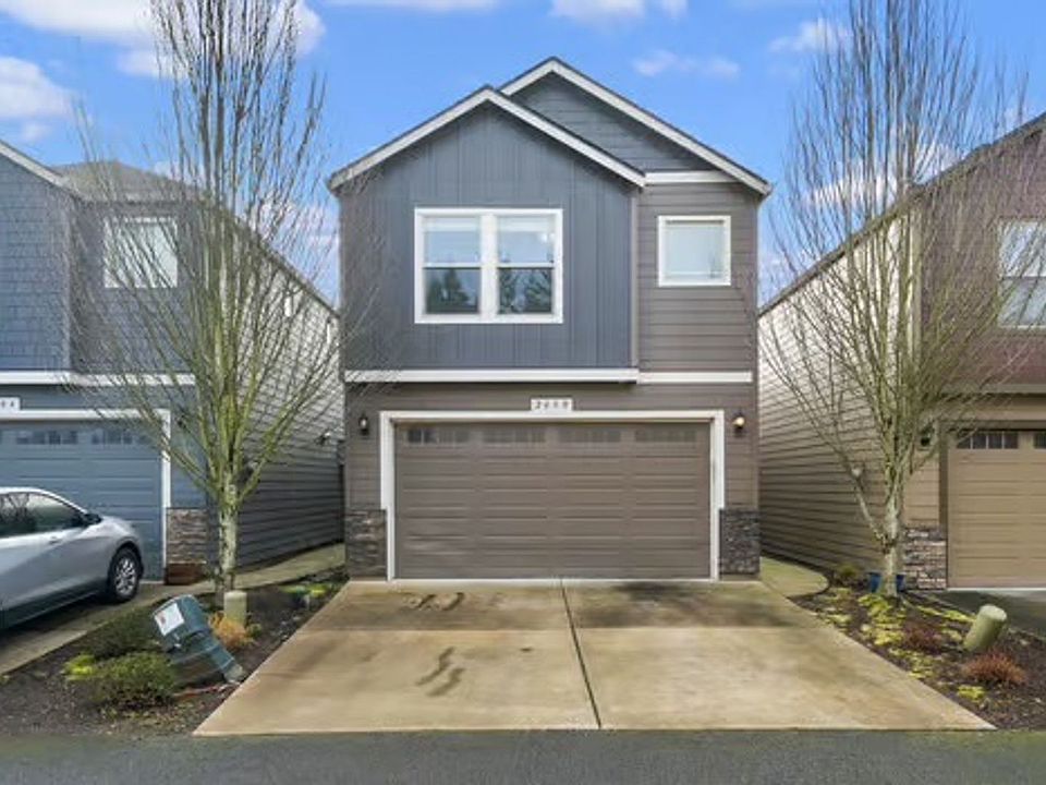 1st image of 2605 NE 131st Ct