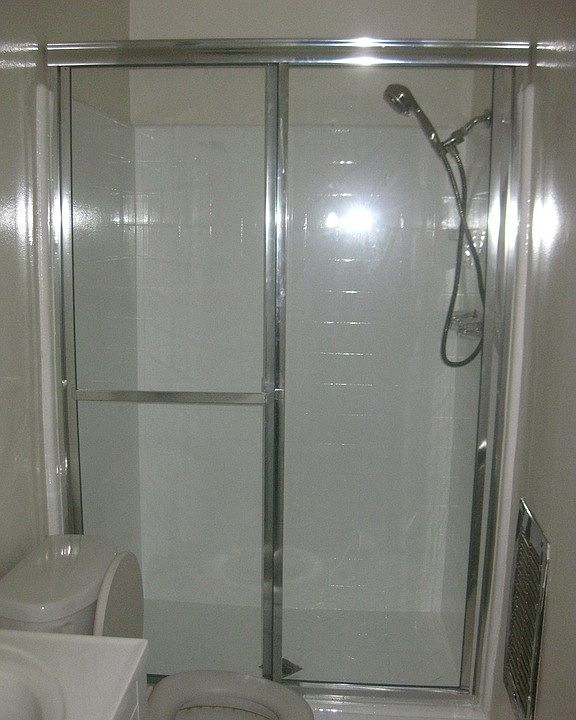 Bathroom 1 of 2