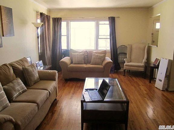 3rd image of 10932 177th St