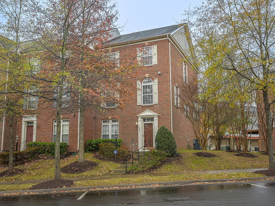 1st image of 2215 Potomac Club Pkwy