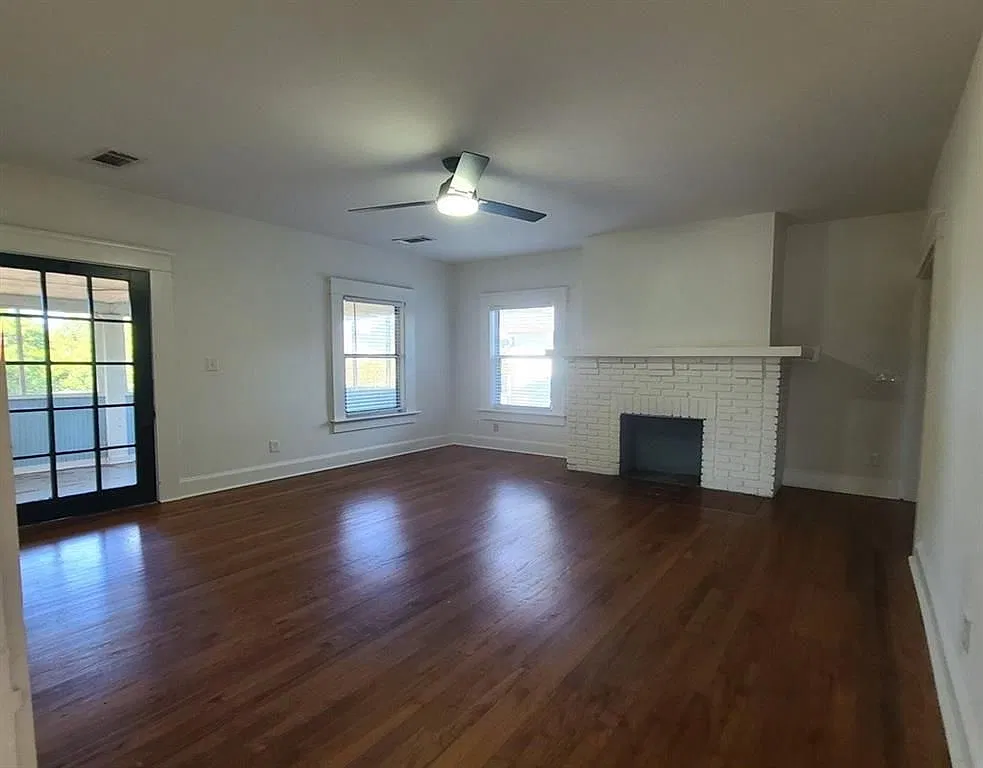 2 bed, 1.0 bath, 1500 sqft, $2,495 — Photo 4
