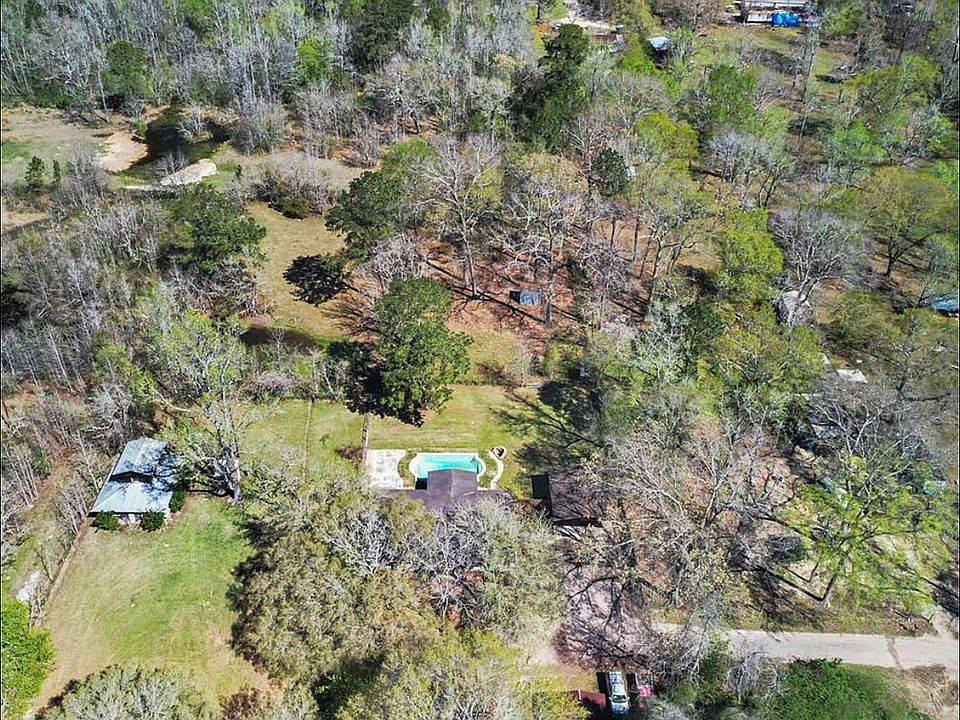 1st image of 26300 Presswood Ln