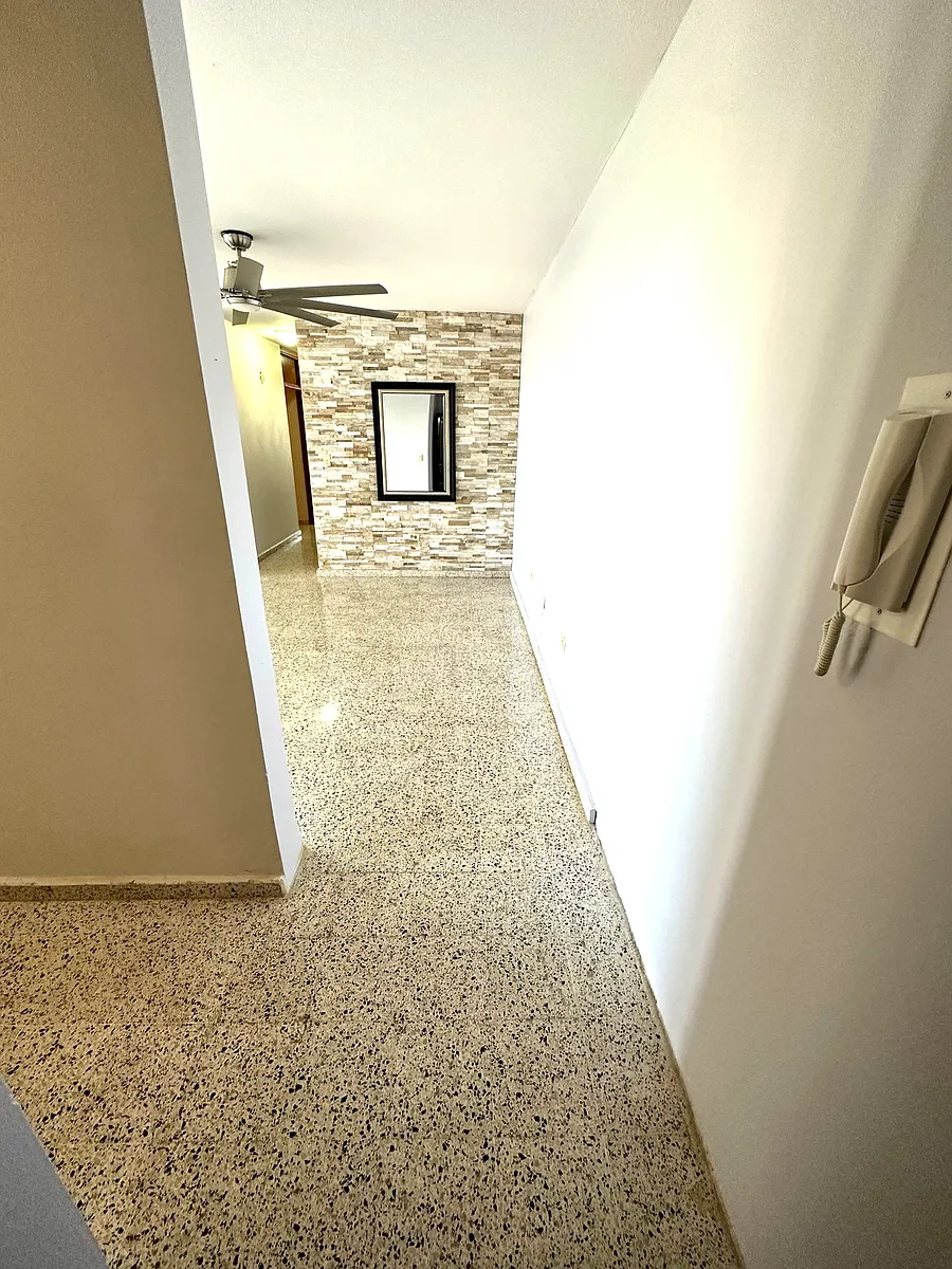 Building Photo - 1370 El Rosario #601