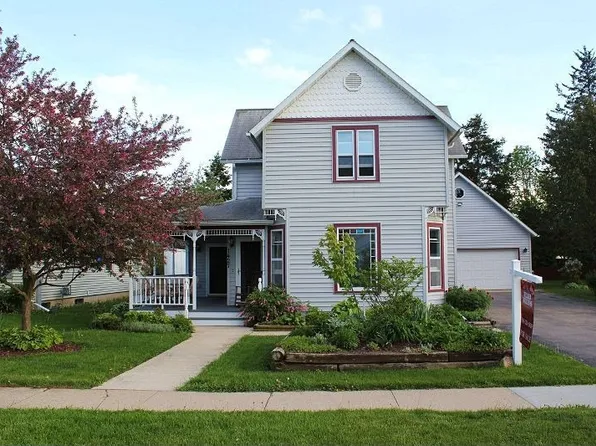 1427 Webb St, Black Earth, WI 53515