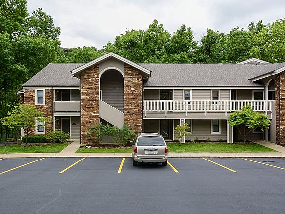2nd image of 364 Wimbledon Dr #11