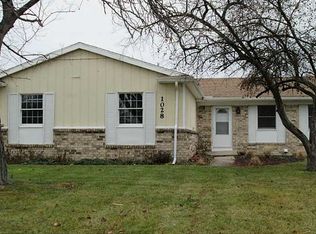 1028 E Elm Tree Rd, Rossford, OH 43460