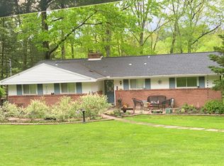 1033 Woodhill Dr, Gibsonia, PA 15044
