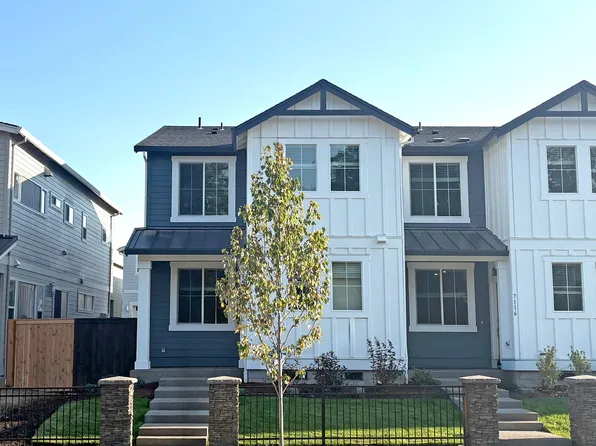 7132 SE Butternut Creek Pkwy, Hillsboro, OR 97123