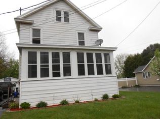 142 Pine St, Plattsburgh, NY 12901