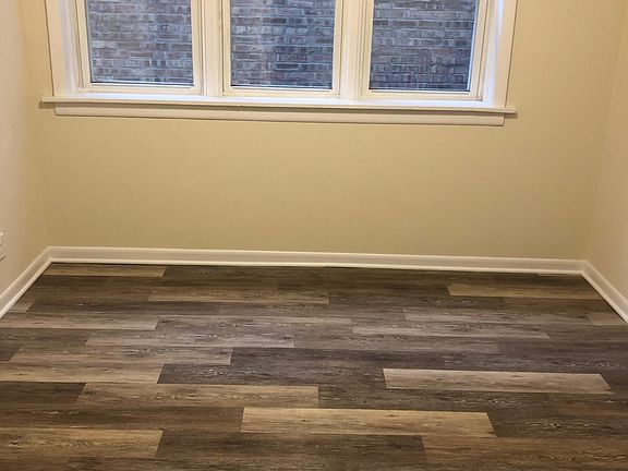 3rd image of 3242 N Natchez Ave APT 1F