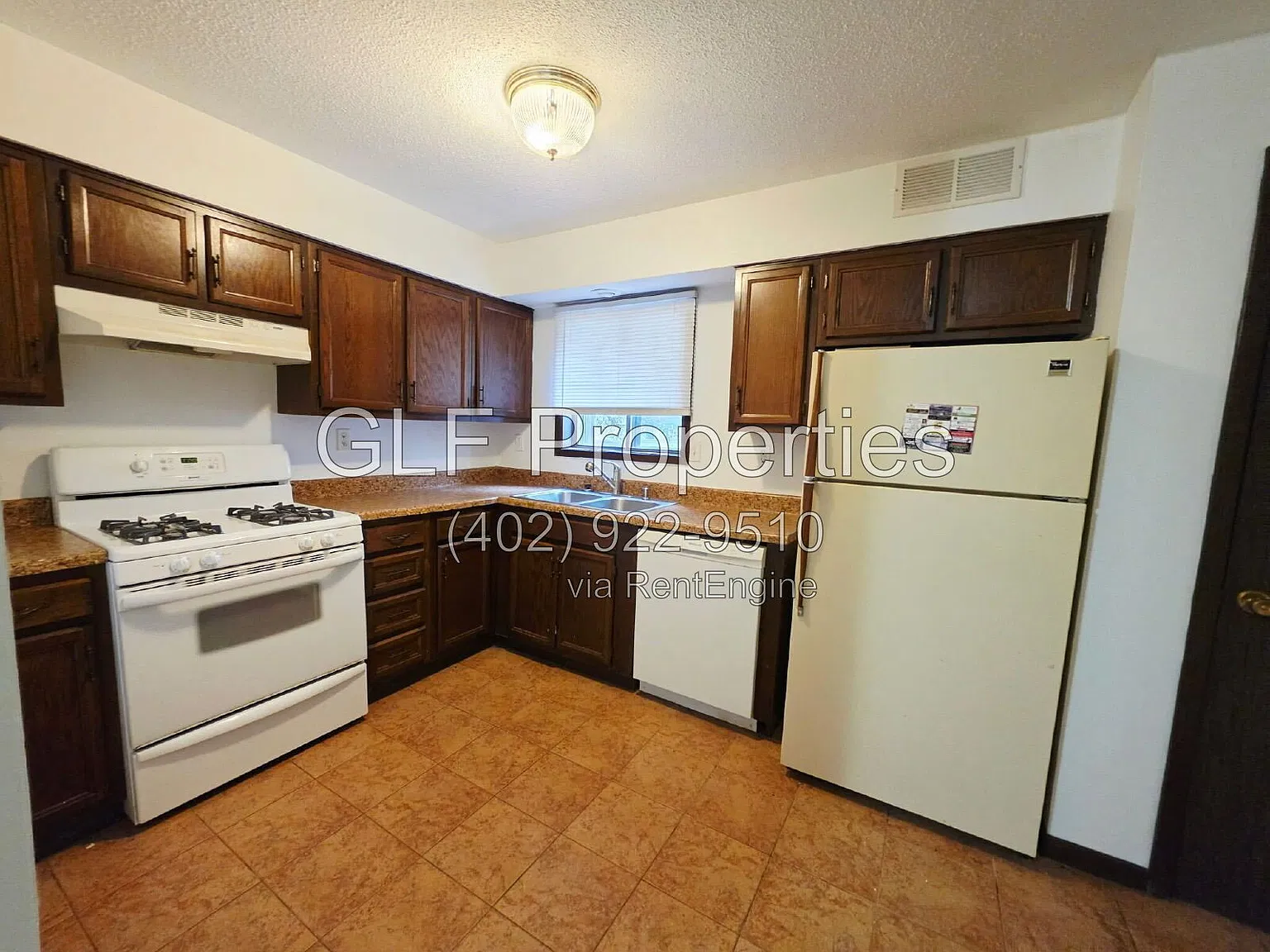2 bed, 1.0 bath, 1000 sqft, $1,100 — Photo 3