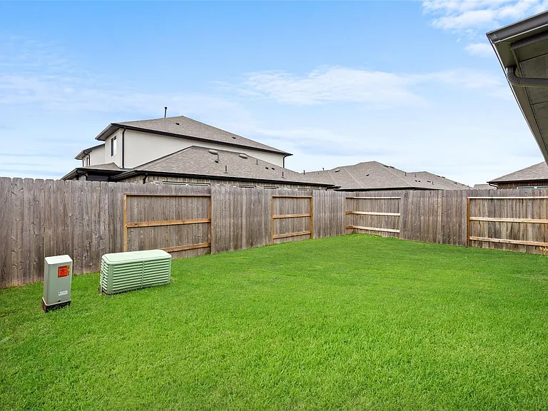 2635 Aruba Bend Dr — Photo 33