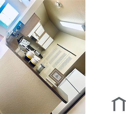 3rd image of 5300 Jimmy Clay Dr #2704