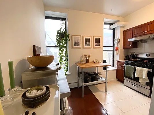 Rented by Compass | media 17