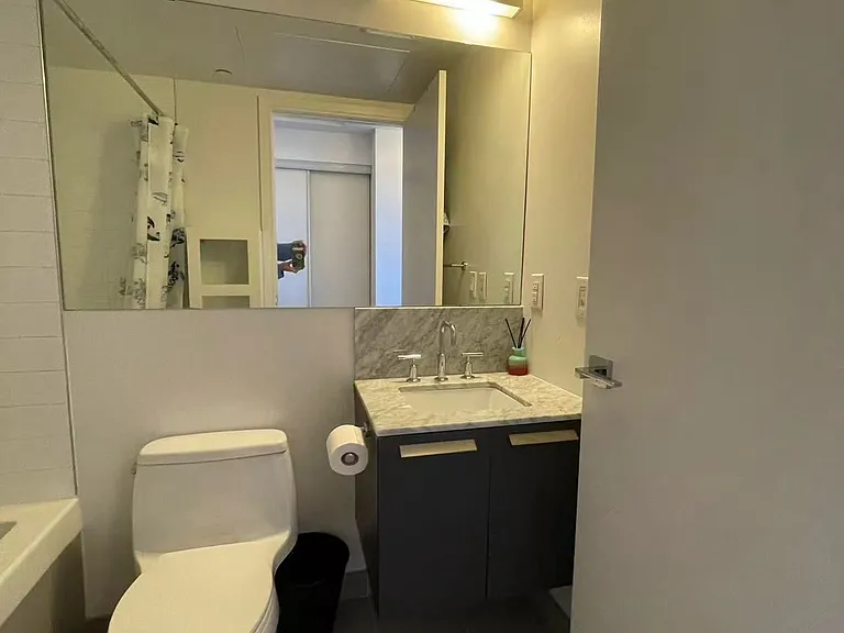 42 Charles St E #1503 — Photo 5