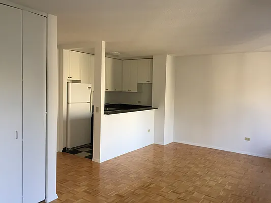 Rented by The Dermot Realty Management Company | media 26