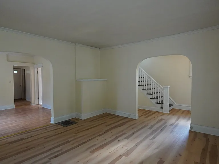 40 E Fayette St — Photo 7