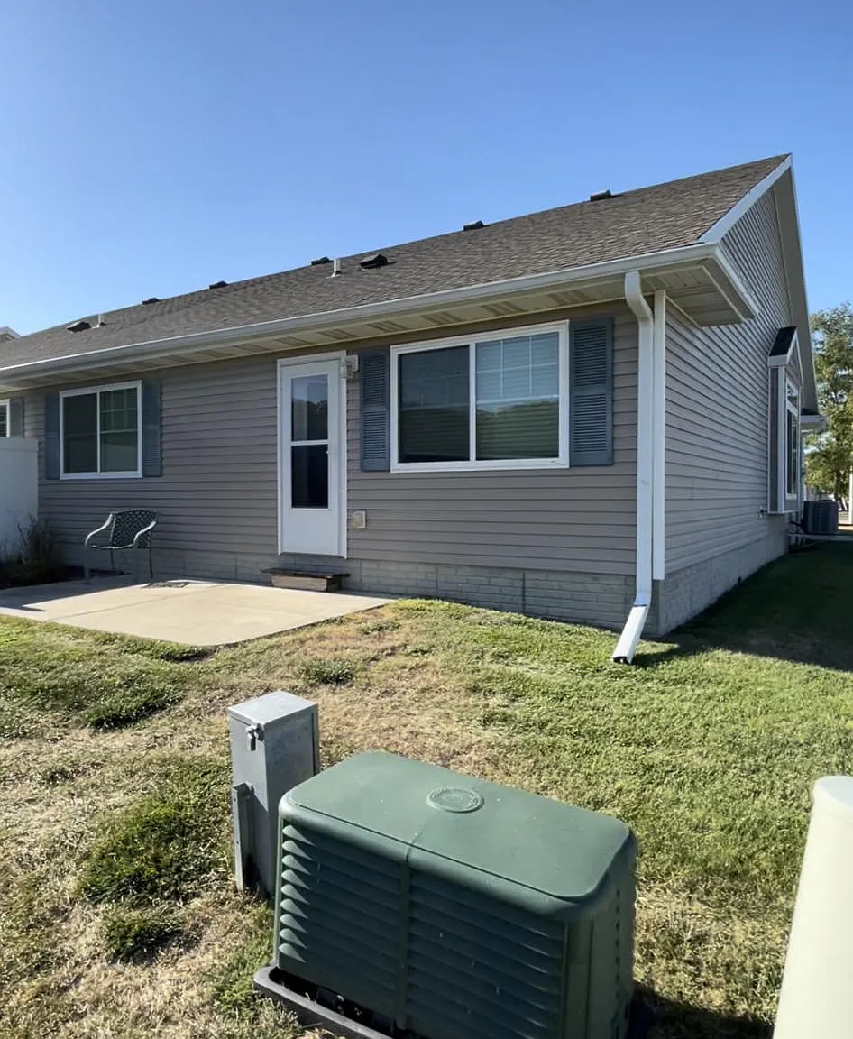 2 bed, 1200 sqft, $1,890 — Photo 3