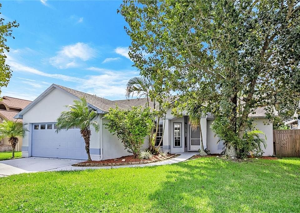 1st image of 12075 Blackheath Cir #6
