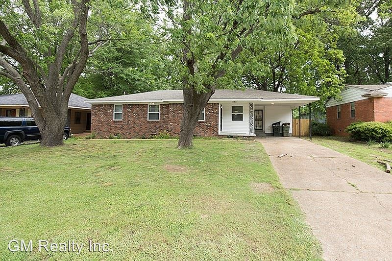 1st image of 3090 Beauchamp Dr