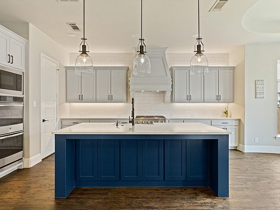 3rd image of 4200 Porosa Ln