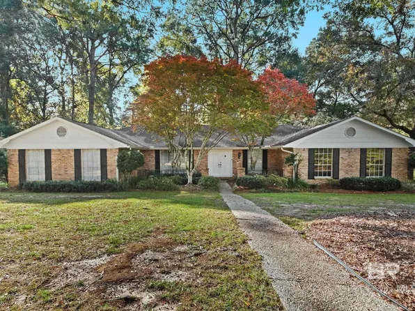 752 Evergreen St, Fairhope, AL 36532