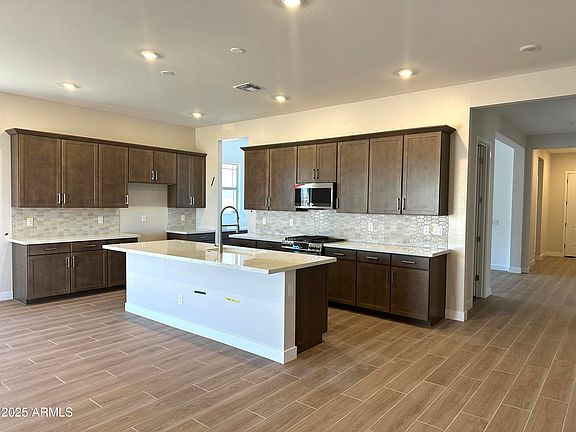 2nd image of 43485 N Wollemi Street