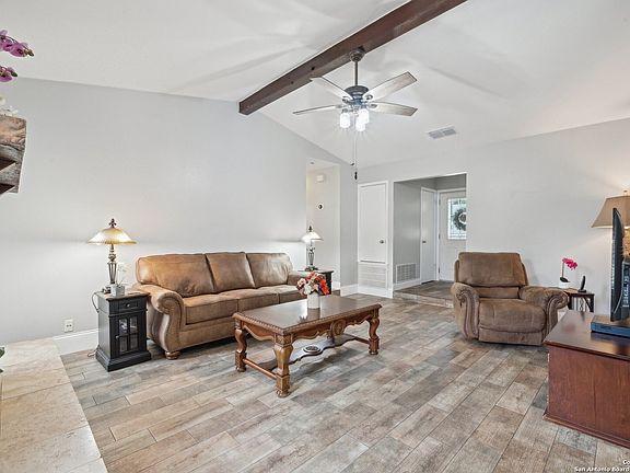 4th image of 11411 Black Fox Dr