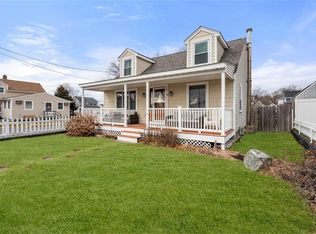 8 McGirr St, Cumberland, RI 02864