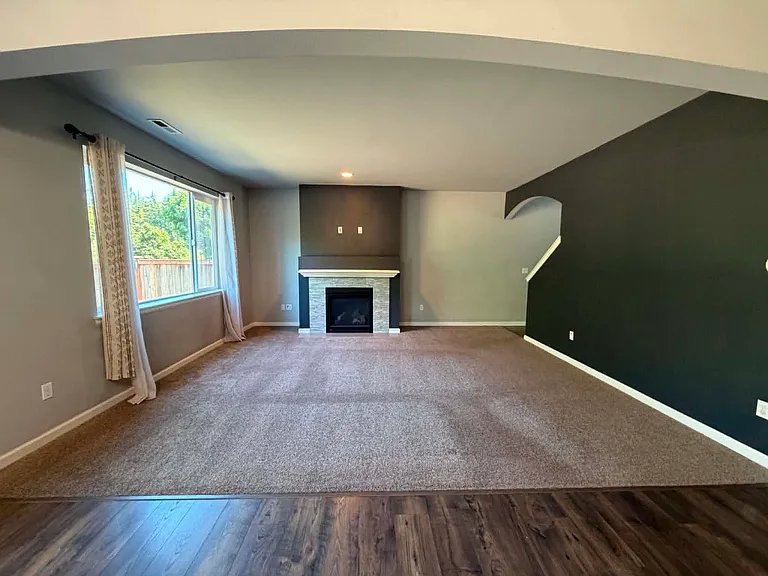 15550 Chad Dr SE — Photo 6