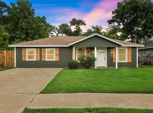 433 E 2nd St, Deer Park, TX 77536