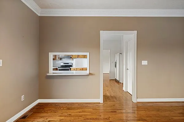 1150 Lee Road 250 — Photo 7