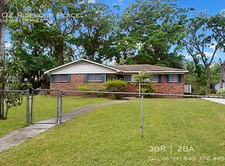 102 Ridenour Pl, Port Royal, SC 29935