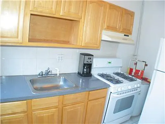 Rented by Living New York | media 9